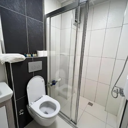 Apartment Erasta Avm 2dk Konyaalti Plaji 3km Genis Daire'16' *